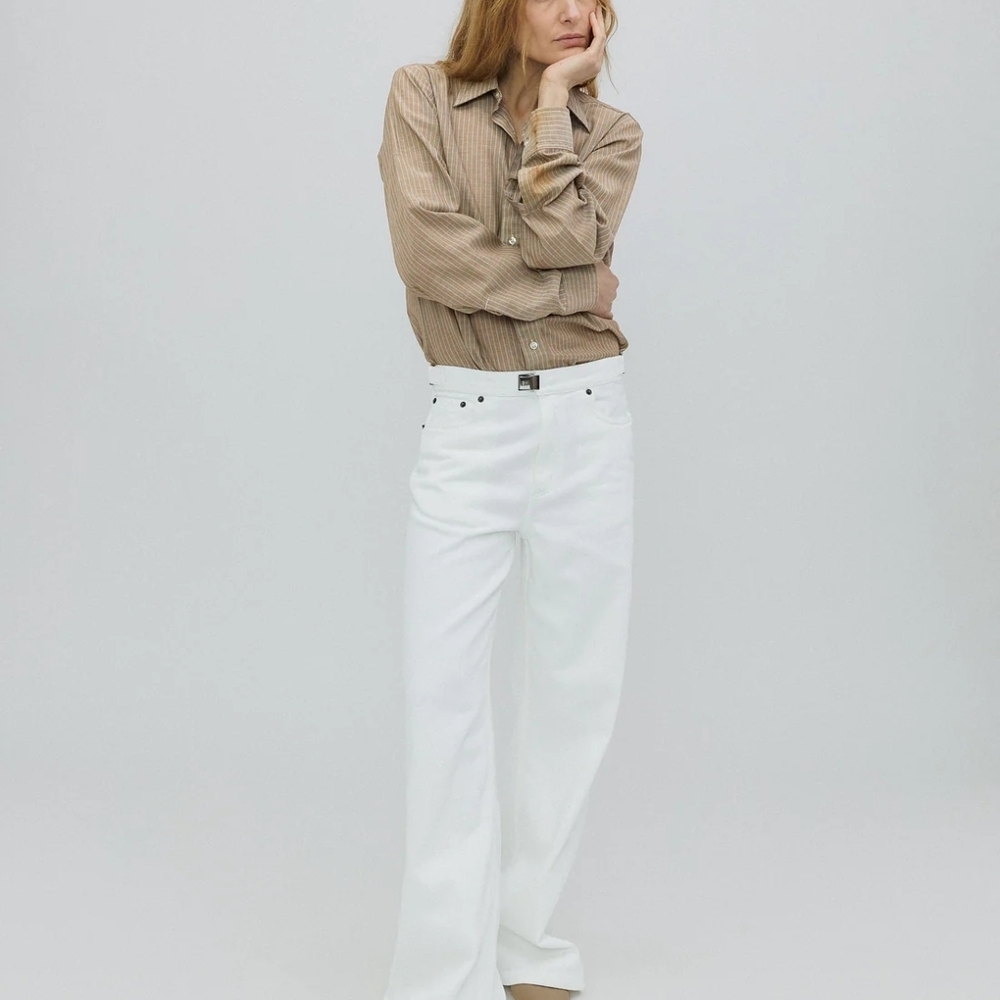 NWT STILL HERE - Buckle Jeans - Milk Women's Size 23 BRAND NEW with Tote Bag